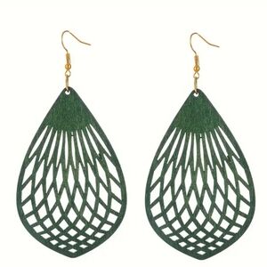Wooden Filigree Oval Earrings - Green